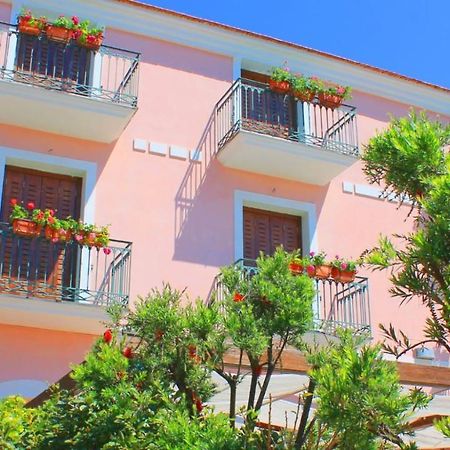 Hotel Pisacane Сапрі Екстер'єр фото